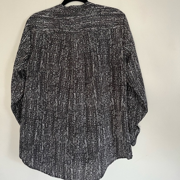 Jones New York patterned blouse - Picture 2 of 4